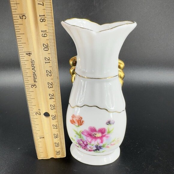 Vintage 1980s Fine Porcelain Bud Vase Set 2 With Golden Handles Flower Pattern - Picture 2 of 9